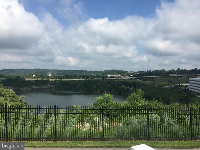 503 CLIFF LN, Malvern, PA 19355