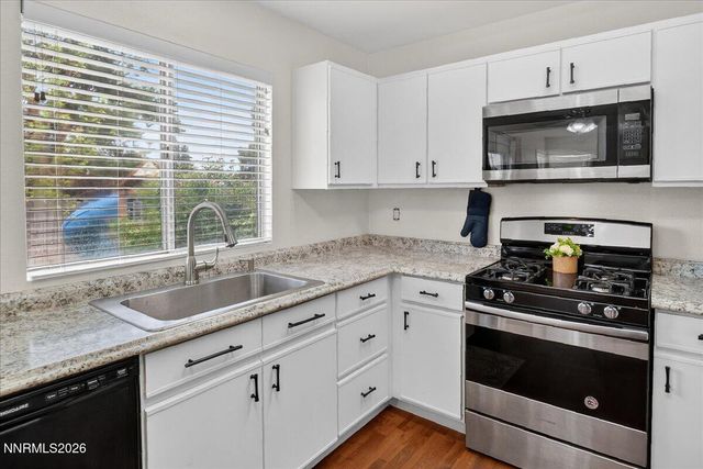1897 Catham Lane, Sparks, NV 89434