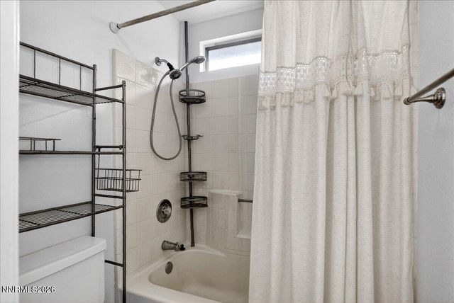 1897 Catham Lane, Sparks, NV 89434