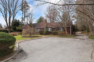 45 Weir Lane, Locust Valley, NY 11560