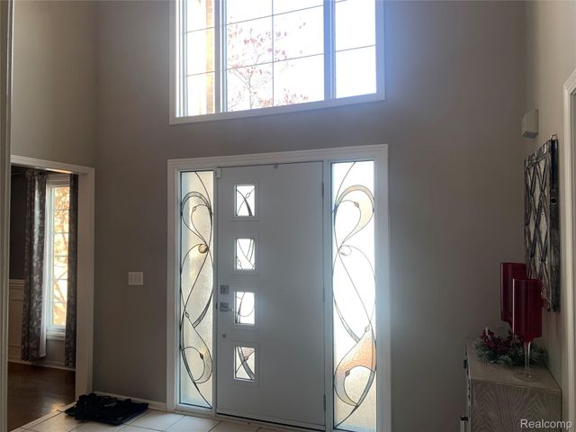 48711 Cross Creek Drive, Macomb Township, MI 48044