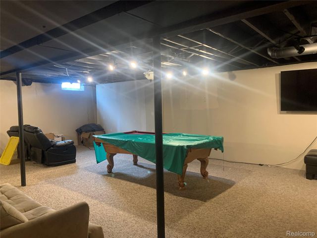 48711 Cross Creek Drive, Macomb Township, MI 48044