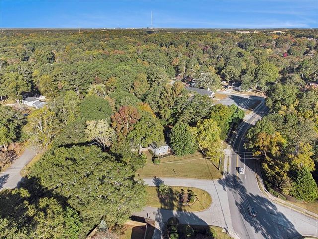 1608 Cooledge Road, Tucker, GA 30084