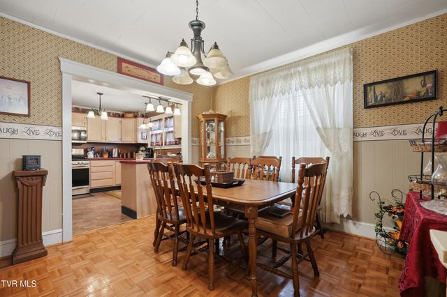418 Opekiska Street, Erwin, TN 37650