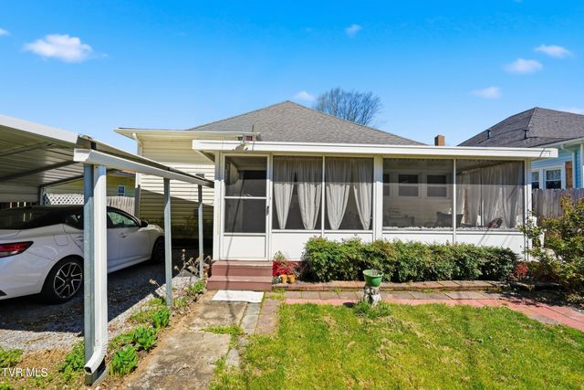 418 Opekiska Street, Erwin, TN 37650