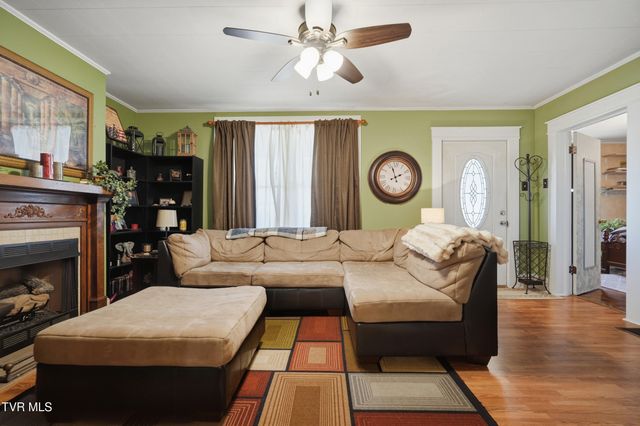 418 Opekiska Street, Erwin, TN 37650
