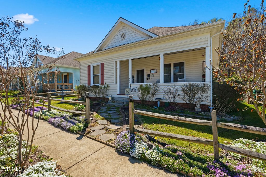418 Opekiska Street, Erwin, TN 37650
