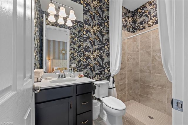 5994 Berwick LN, Ave Maria, FL 34142