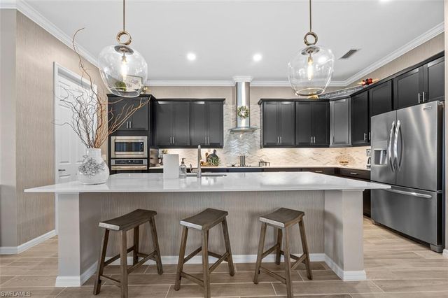 5994 Berwick LN, Ave Maria, FL 34142