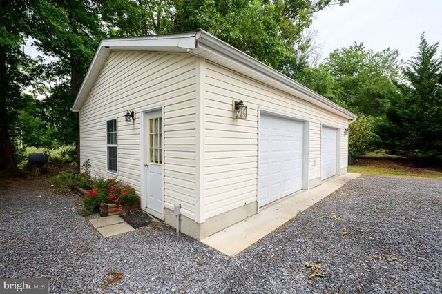 73 PARAGON DR, Bunker Hill, WV 25413
