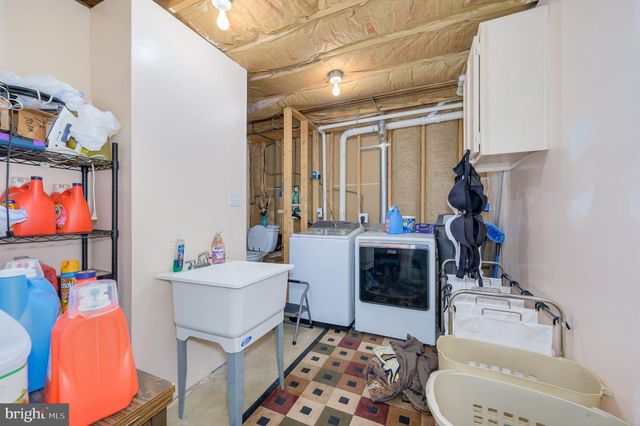 73 PARAGON DR, Bunker Hill, WV 25413
