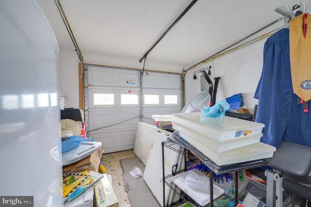 73 PARAGON DR, Bunker Hill, WV 25413