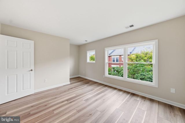 207 ROUNDHOUSE CT, Baltimore, MD 21230