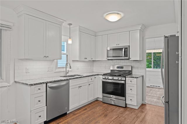 2120 Cedarview Drive, Beachwood, OH 44122