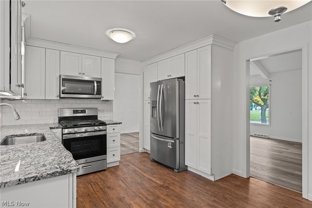 2120 Cedarview Drive, Beachwood, OH 44122