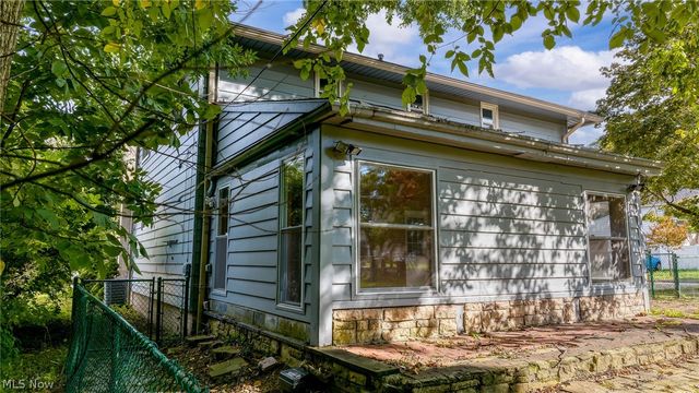 2120 Cedarview Drive, Beachwood, OH 44122