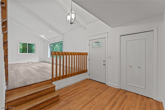 2120 Cedarview Drive, Beachwood, OH 44122