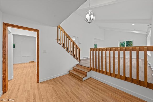 2120 Cedarview Drive, Beachwood, OH 44122