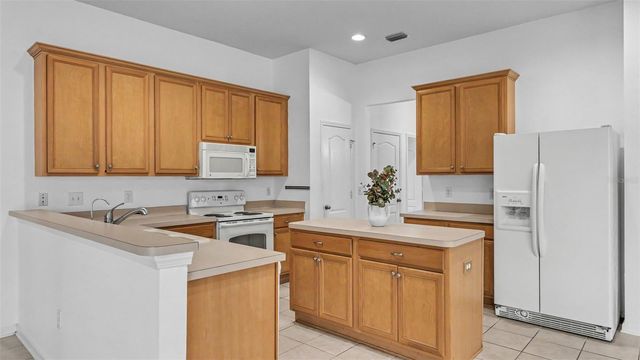 2041 HEARTLAND CIRCLE, Valrico, FL 33594