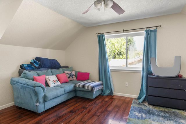2300 Nassau Drive, Seabrook, TX 77586