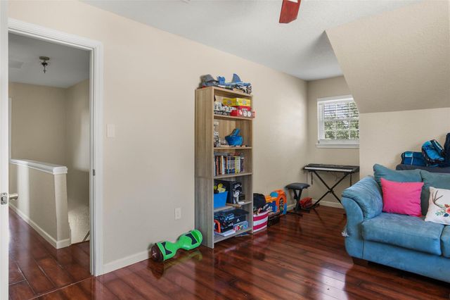 2300 Nassau Drive, Seabrook, TX 77586
