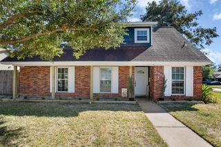 2300 Nassau Drive, Seabrook, TX 77586