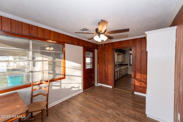 411 N 9th Street, Eunice, LA 70535