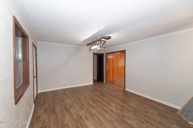 411 N 9th Street, Eunice, LA 70535