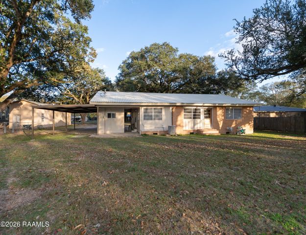 411 N 9th Street, Eunice, LA 70535