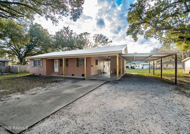 411 N 9th Street, Eunice, LA 70535