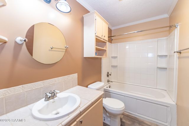 411 N 9th Street, Eunice, LA 70535