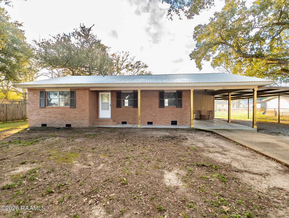 411 N 9th Street, Eunice, LA 70535