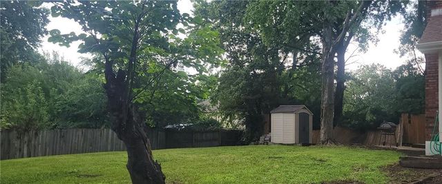 12804 Richmond Avenue, Grandview, MO 64030