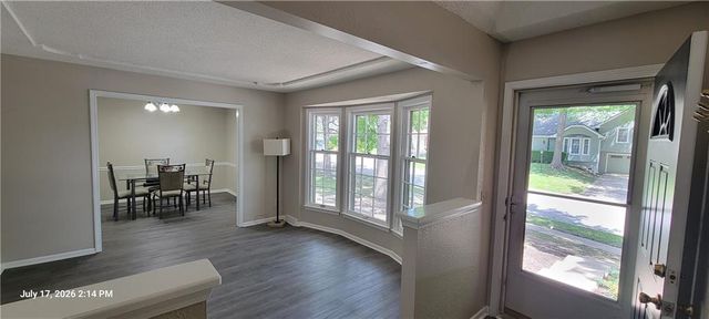 12804 Richmond Avenue, Grandview, MO 64030