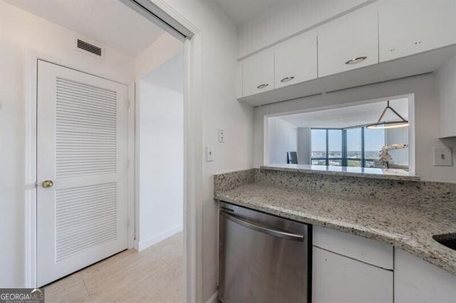 2870 Pharr Court South NW 2602, Atlanta, GA 30305