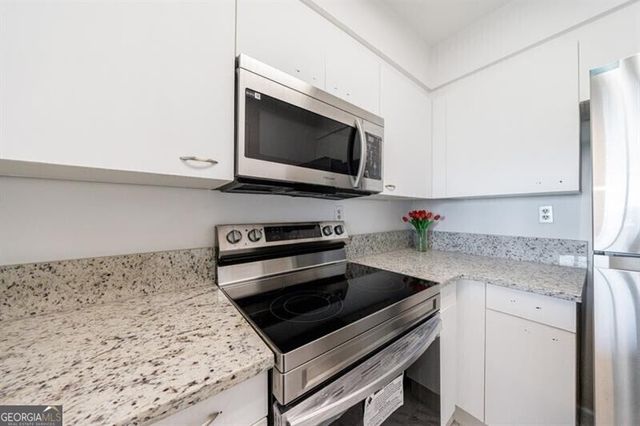 2870 Pharr Court South NW 2602, Atlanta, GA 30305