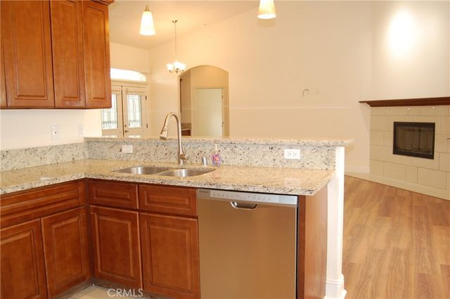 12999 Algonquin Street, Apple Valley, CA 92308