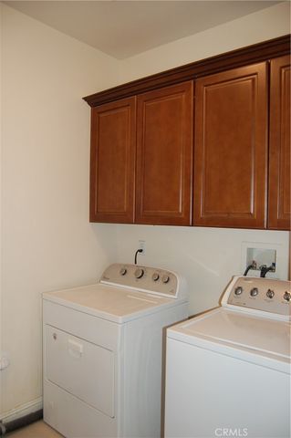 12999 Algonquin Street, Apple Valley, CA 92308