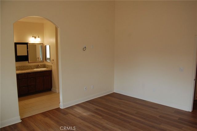 12999 Algonquin Street, Apple Valley, CA 92308