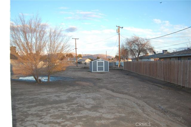 12999 Algonquin Street, Apple Valley, CA 92308