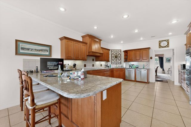64 Coyote Trail, Santa Fe, NM 87508