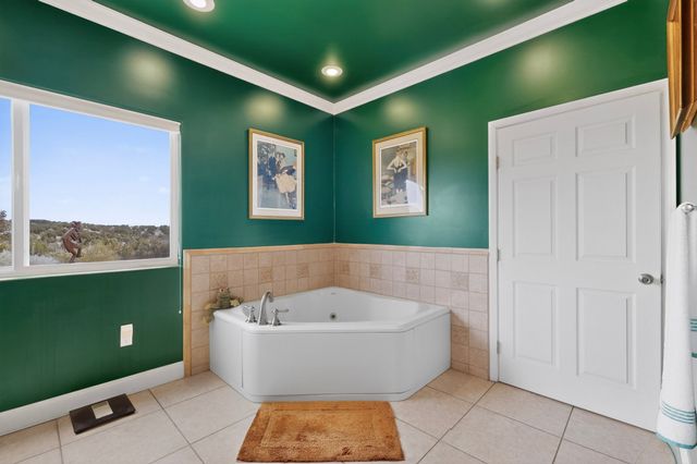 64 Coyote Trail, Santa Fe, NM 87508