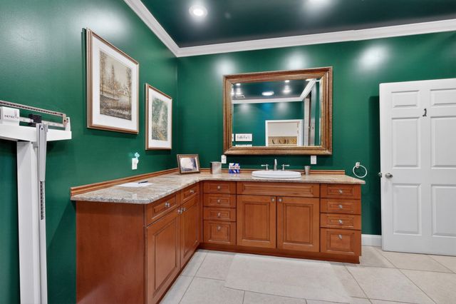 64 Coyote Trail, Santa Fe, NM 87508