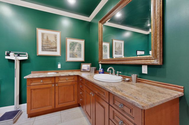 64 Coyote Trail, Santa Fe, NM 87508