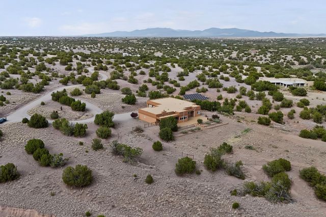 64 Coyote Trail, Santa Fe, NM 87508