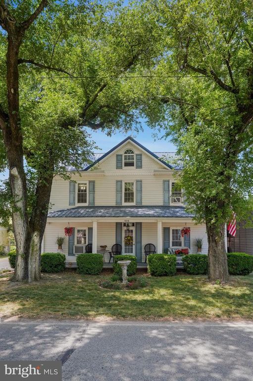 Image 15 of property listing at 7215 BENEDICT AVE, Benedict, MD 20612