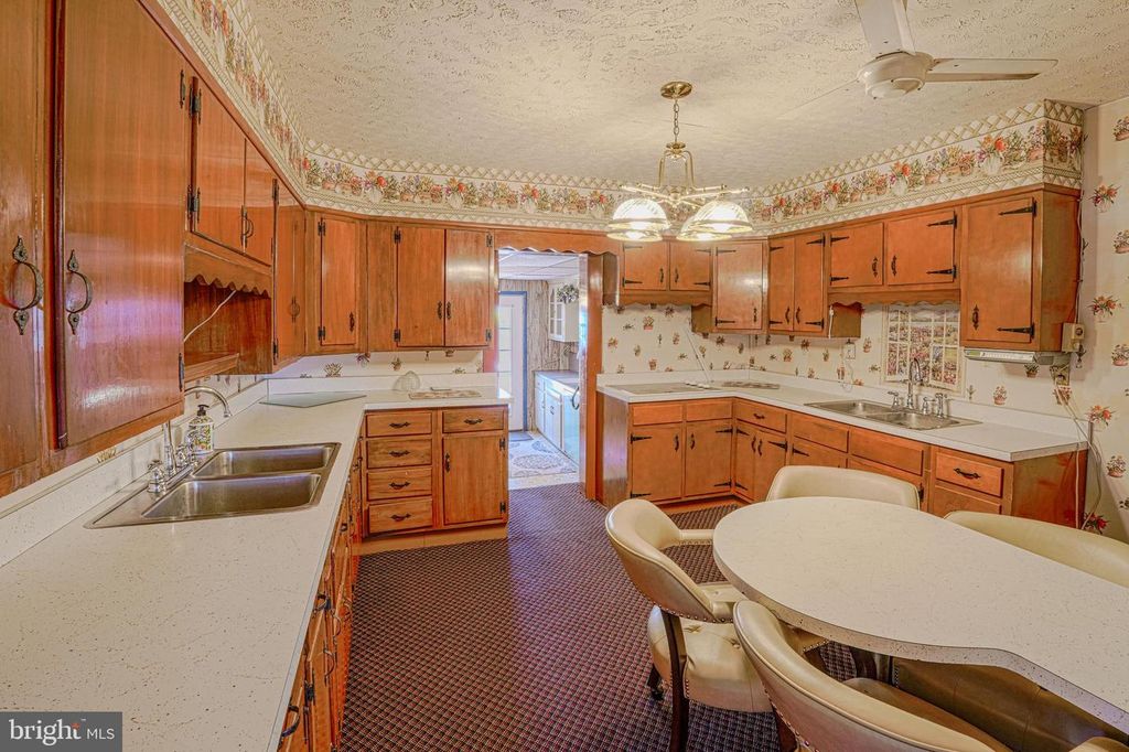Image 31 of property listing at 7215 BENEDICT AVE, Benedict, MD 20612
