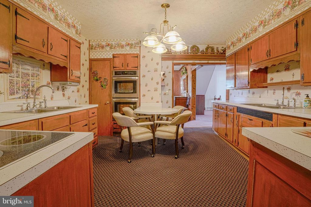 Image 9 of property listing at 7215 BENEDICT AVE, Benedict, MD 20612