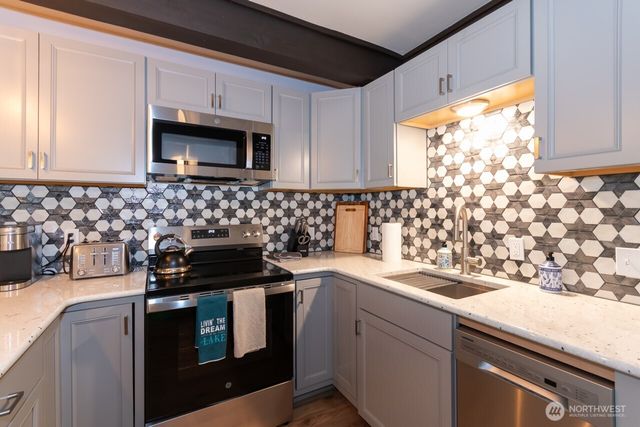 90 92 Mallard Cove Road, Port Angeles, WA 98363