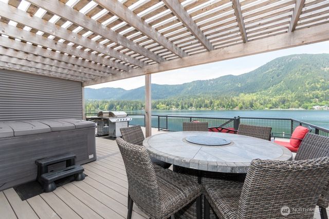 90 92 Mallard Cove Road, Port Angeles, WA 98363